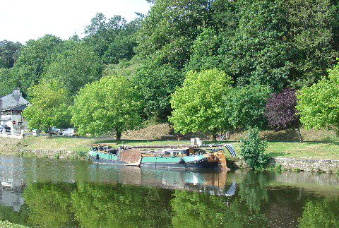 Holidays in Brittany France.Blavet is the most important river of Brittany. Wonderful lansdcape of a Valley of Bretagne where Our gites overlooking the river